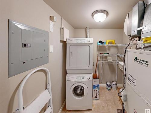 220 7510 89 Street, Edmonton, AB - Indoor Photo Showing Laundry Room