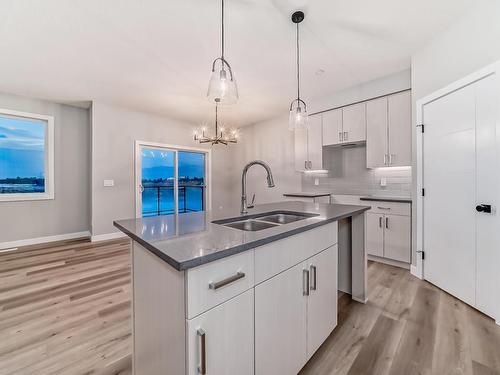 10206 92A Avenue, Morinville, AB - Indoor Photo Showing Kitchen With Double Sink With Upgraded Kitchen