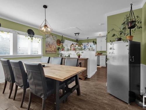 5168 50 Street, Waskatenau, AB - Indoor Photo Showing Dining Room