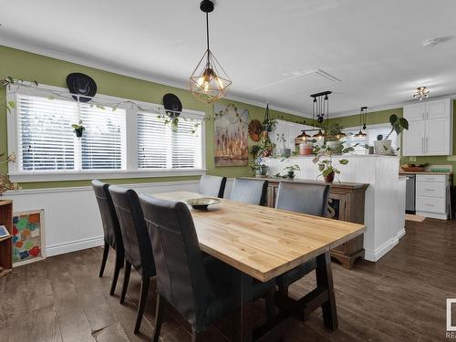 5168 50 Street, Waskatenau, AB - Indoor Photo Showing Dining Room