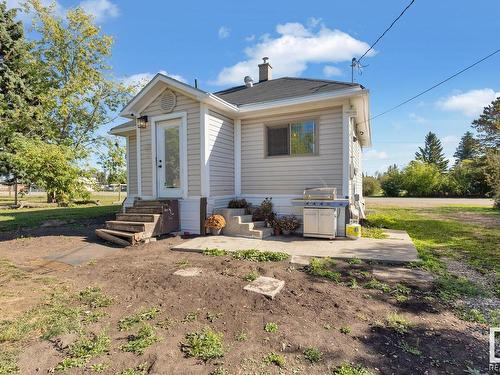 5168 50 Street, Waskatenau, AB - Outdoor