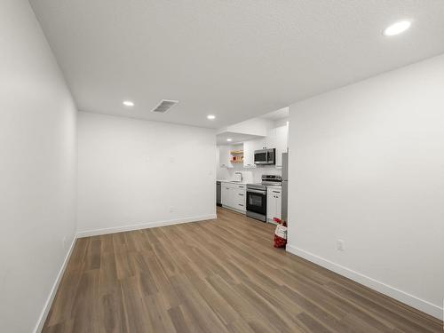 12126 102 St Nw, Edmonton, AB 