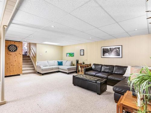 3814 Ada Bv Nw, Edmonton, AB 