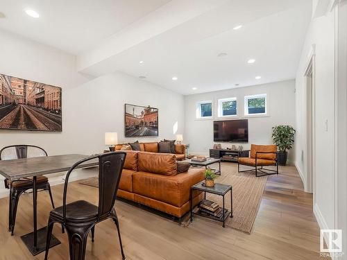 9433 142 Street, Edmonton, AB - Indoor Photo Showing Living Room