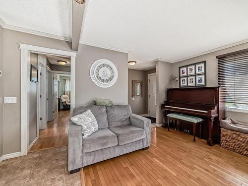 19 Garrison Cr, Sherwood Park, AB 