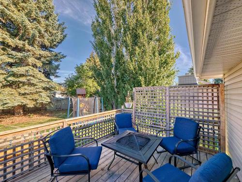 19 Garrison Cr, Sherwood Park, AB 