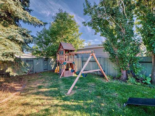 19 Garrison Cr, Sherwood Park, AB 