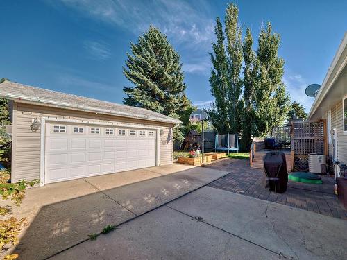 19 Garrison Cr, Sherwood Park, AB 