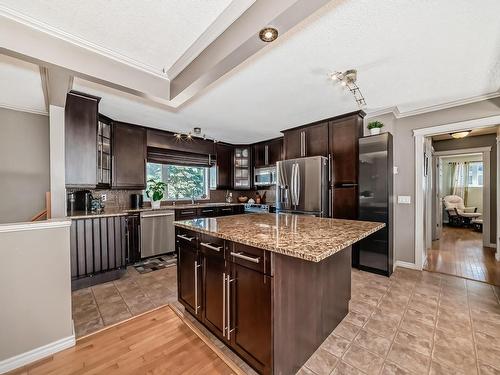 19 Garrison Cr, Sherwood Park, AB 