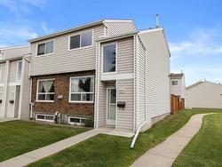 18245 93 AV NW  Edmonton, AB T5T 1V2