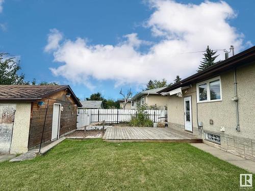 8723 137 Av Nw, Edmonton, AB 