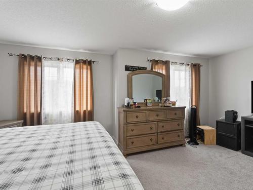 2093 Redtail Cm Nw, Edmonton, AB 