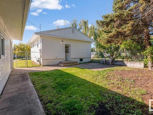 1211 5 Avenue, Cold Lake, AB - Outdoor