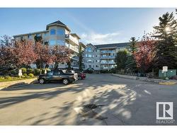 #313 261 YOUVILLE E NW  Edmonton, AB T6L 7E7