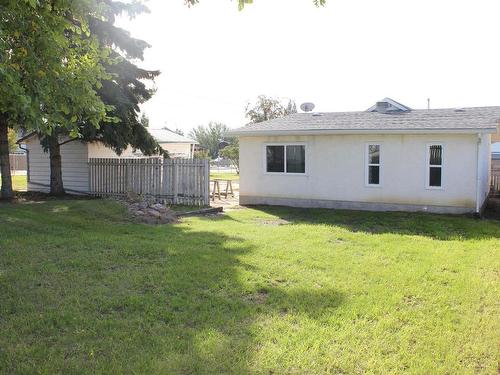 4806 51 Av, Elk Point, AB 