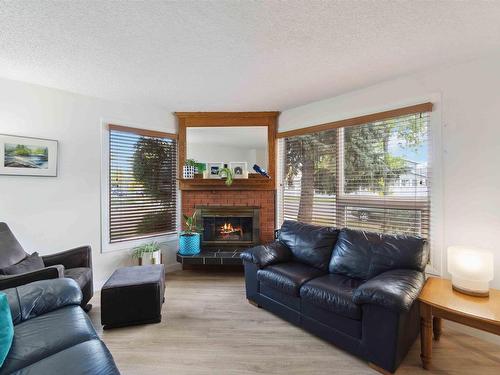 11004 Beaumaris Rd Nw, Edmonton, AB 