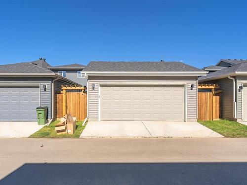 22667 81 Av Nw, Edmonton, AB 