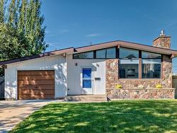 12516 77 ST NW  Edmonton, AB T5B 2H7