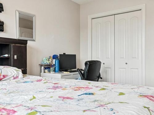 2439 18 Avenue, Edmonton, AB - Indoor Photo Showing Bedroom