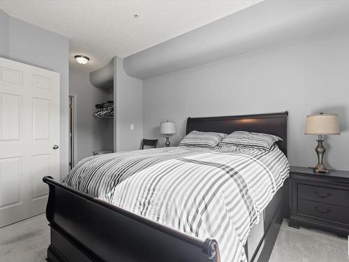 315 10235 112 Street, Edmonton, AB - Indoor Photo Showing Bedroom