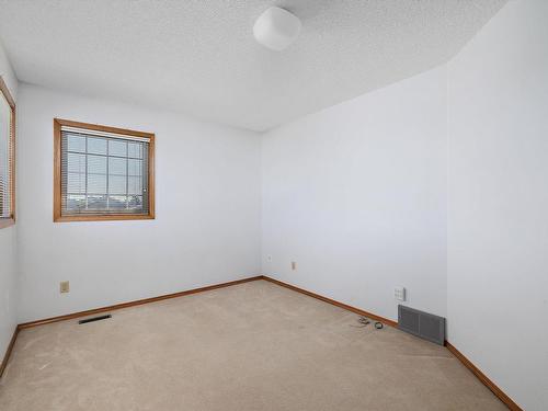 15936 59 Street, Edmonton, AB - Indoor Photo Showing Other Room