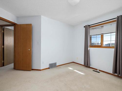 15936 59 Street, Edmonton, AB - Indoor Photo Showing Other Room