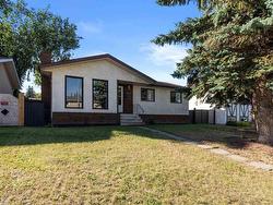 3531 18 AV NW  Edmonton, AB T6L 3C1