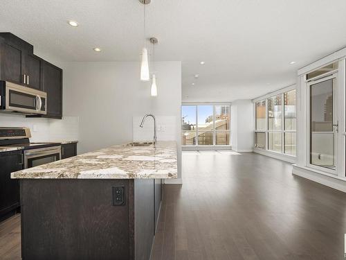 708 10238 103 Street, Edmonton, AB - Indoor Photo Showing Kitchen With Upgraded Kitchen