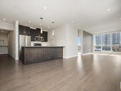 708 10238 103 Street, Edmonton, AB - Indoor Photo Showing Kitchen