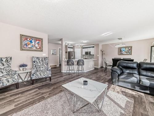 3335 25 Ave Nw Nw, Edmonton, AB 