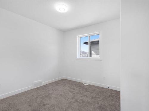 195 Ravine Drive, Devon, AB - Indoor Photo Showing Other Room