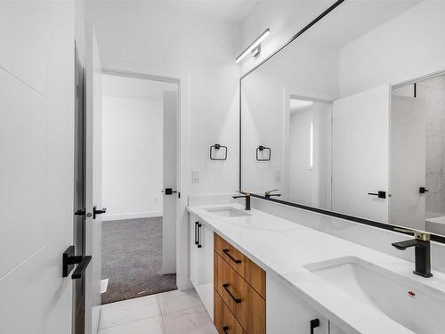 195 Ravine Drive, Devon, AB - Indoor Photo Showing Bathroom