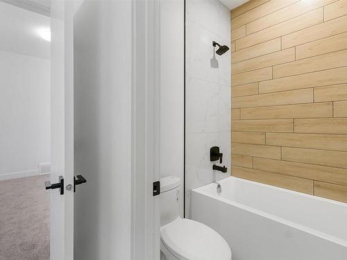 195 Ravine Drive, Devon, AB - Indoor Photo Showing Bathroom