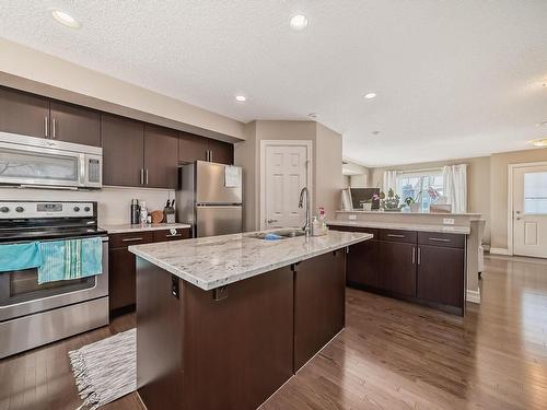 56 5317 3 Avenue Sw, Edmonton, AB - Indoor Photo Showing Kitchen With Upgraded Kitchen