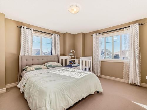 56 5317 3 Avenue Sw, Edmonton, AB - Indoor Photo Showing Bedroom