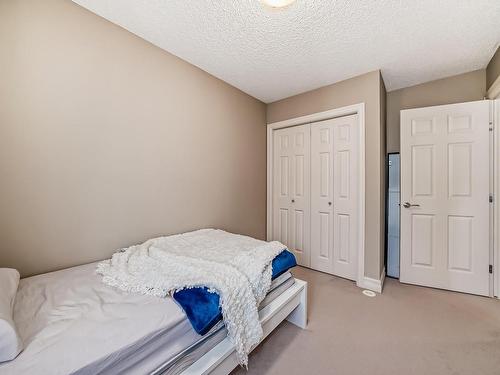 56 5317 3 Avenue Sw, Edmonton, AB - Indoor Photo Showing Bedroom