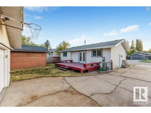 2203 72 St Nw, Edmonton, AB 