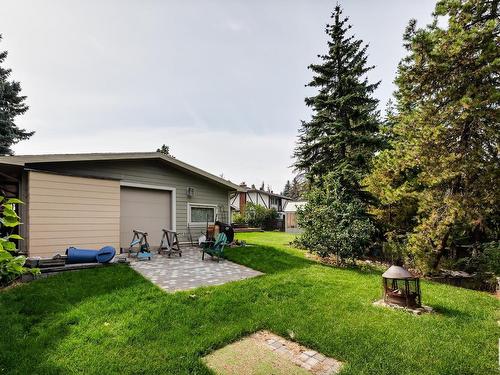 16 Quesnell Crescent, Edmonton, AB - Outdoor