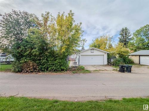 54 Brampton St, Spruce Grove, AB 