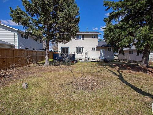 92 Main Bv, Sherwood Park, AB 