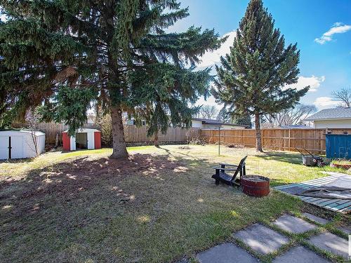 92 Main Bv, Sherwood Park, AB 