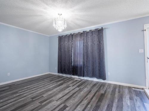 10316 142 Street, Edmonton, AB - Indoor