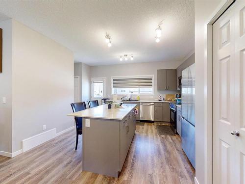 1304 16 Street Nw, Edmonton, AB - Indoor Photo Showing Kitchen