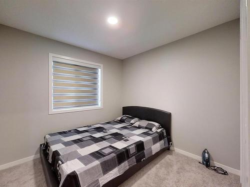 1304 16 Street Nw, Edmonton, AB - Indoor Photo Showing Bedroom