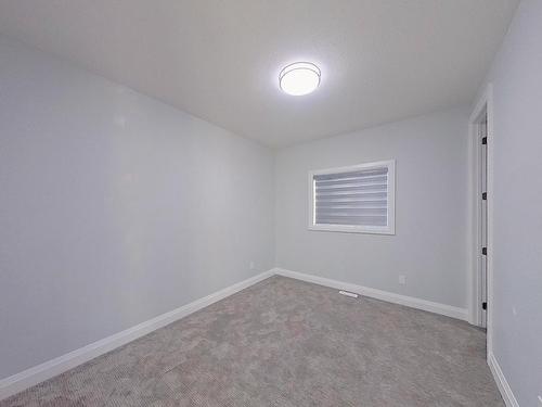 11 Elwyck Gate, Spruce Grove, AB - Indoor Photo Showing Other Room