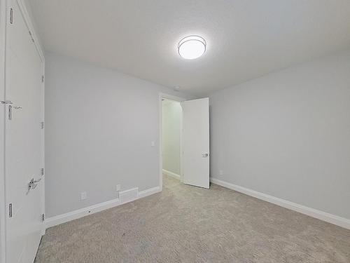 11 Elwyck Gate, Spruce Grove, AB - Indoor Photo Showing Other Room