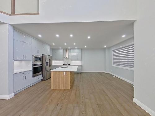 11 Elwyck Gate, Spruce Grove, AB - Indoor Photo Showing Kitchen