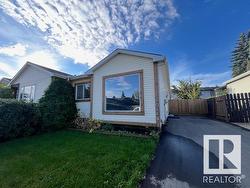 10445 18 AV NW  Edmonton, AB T6J 5J3