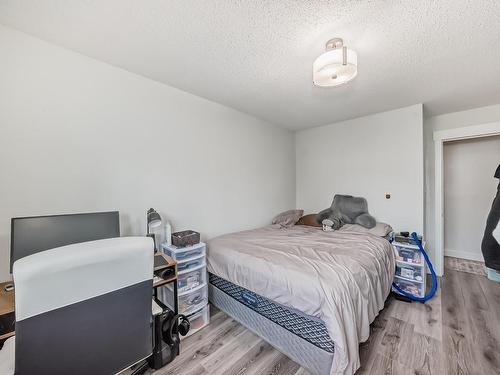 4328 4 St Nw, Calgary, AB 