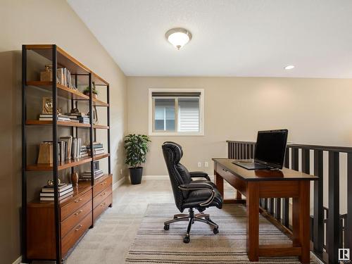 479 Ainslie Crescent Sw, Edmonton, AB - Indoor Photo Showing Office